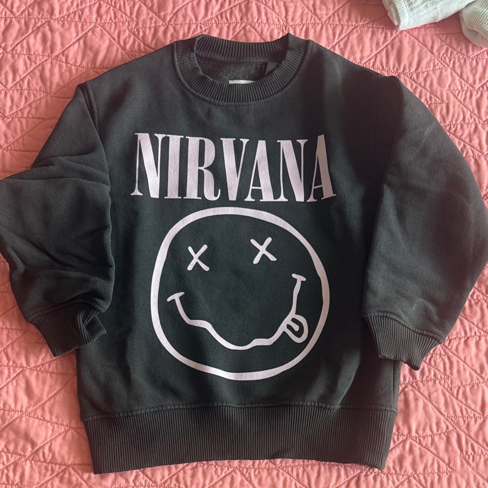 NIRVANA Black Crewneck with Light Pink Logo